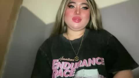 Rose Wilson online show from November 27, 3:58 pm