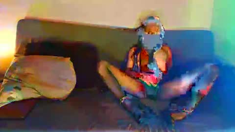 nessieanalemma online show from November 17, 5:40 am