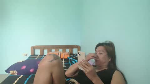 Lucy Pearl online show from February 7, 8:42 am