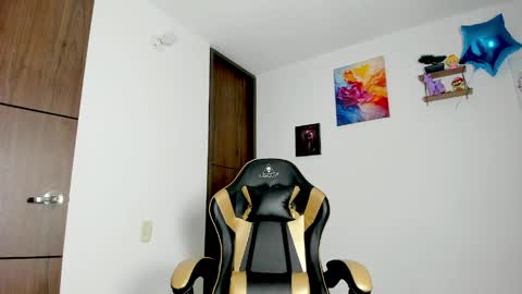 Nikol Rang online show from March 28, 2:35 am