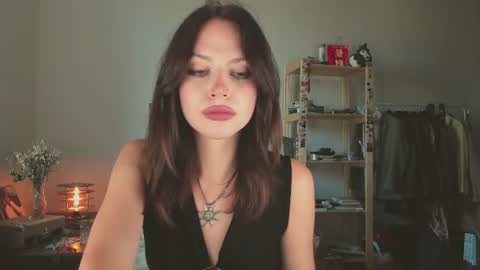 Veronica online show from August 8, 1:06 pm