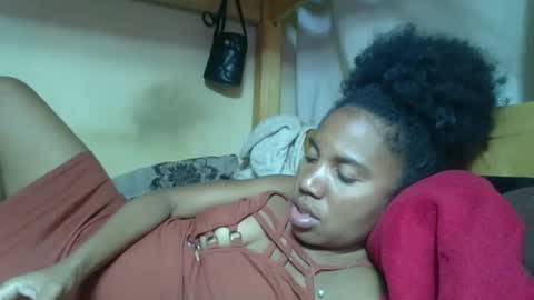 njariny online show from February 23, 6:22 pm