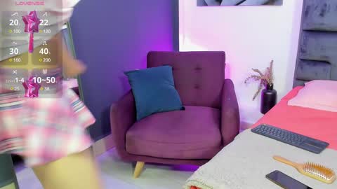 Noah fox online show from January 8, 11:10 am