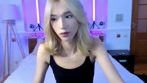 Ami and Maddy online show from April 2, 4:21 am