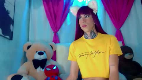 oliviahot01 online show from March 4, 1:45 am