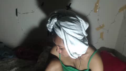 Snapshot of ooosexyasscockooo chatting on February 24, 6:38 am Yummy-Poccahontas online show from February 24, 6:38 am
