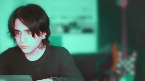 In bio online show from April 3, 6:17 pm