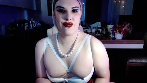 Sarina Williams online show from May 3, 11:48 am