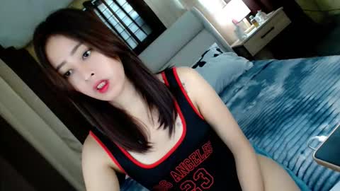 Sweet Gwen online show from May 12, 8:12 am
