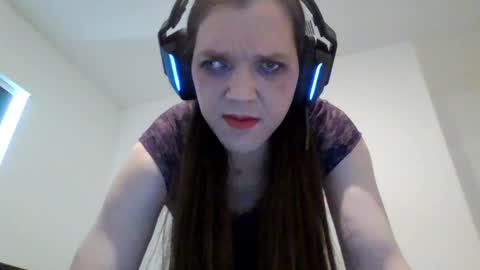 PetPrincessCS online show from April 5, 6:06 pm