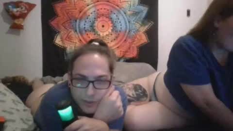 pixelsbaby online show from October 1, 5:19 am