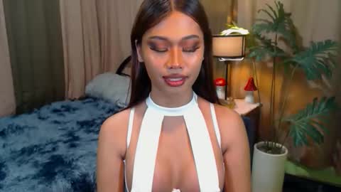 pixiewinky online show from October 23, 6:17 am