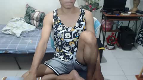 Snapshot of pocabigshane chatting on February 1, 8:08 am SHANE online show from February 1, 8:08 am