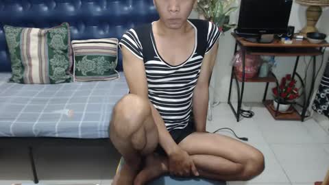 Snapshot of pocabigshane chatting on February 5, 6:37 pm SHANE online show from February 5, 6:37 pm