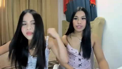 pretteamaxine online show from July 5, 7:37 am