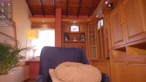 Nayrobi online show from October 21, 5:14 pm