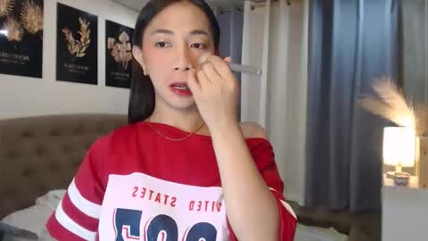 shakira online show from March 8, 5:38 pm