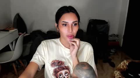 Jovill Mays online show from September 22, 1:49 pm