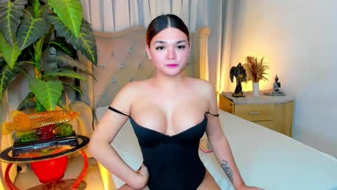 PrincessDONT FORGET TO FOLLOW ME online show from November 22, 1:02 pm