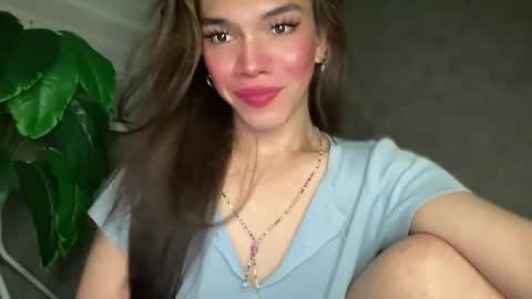 QUEEN online show from December 21, 8:36 pm