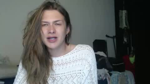 Nico online show from December 18, 3:04 am