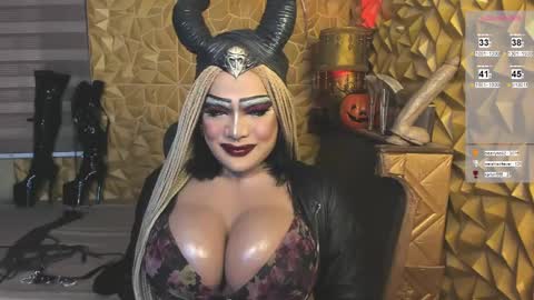 queenofpainsasha online show from February 5, 7:18 am