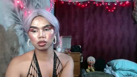 queenpinayebony_xx online show from May 8, 6:26 pm