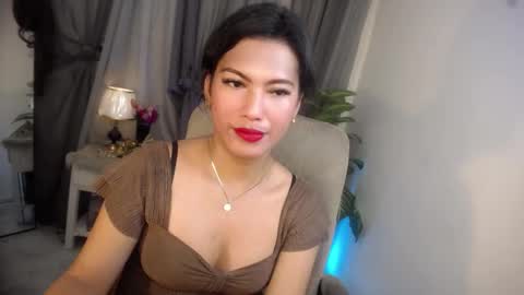 Snapshot of queensabbyvee chatting on October 19, 5:16 pm Sabrina online show from October 19, 5:16 pm
