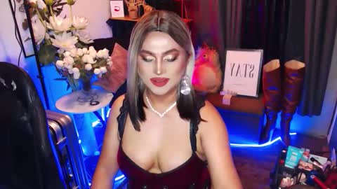 Red Ivy online show from March 12, 11:15 am