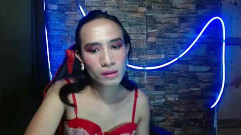 rhianesassy online show from January 24, 1:35 am