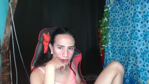 rhianesassy online show from February 19, 5:27 am