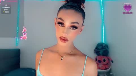 Rianna Garcia online show from October 4, 7:53 am