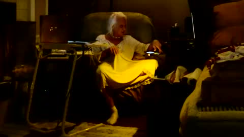 PINK HOLE TWINK online show from April 20, 3:41 am