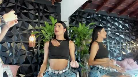 rihanna online show from December 20, 6:24 pm