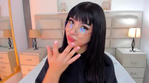 Rose online show from March 6, 12:48 pm