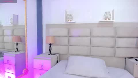 Rose online show from October 4, 1:34 pm