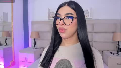 Rose online show from October 5, 1:44 pm