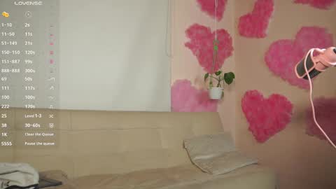 Lyla OF roselinedior online show from March 5, 2:17 pm