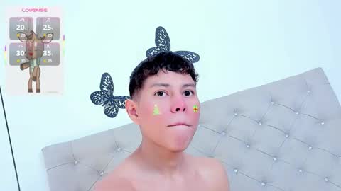 rosse_alice_ online show from December 13, 7:42 pm