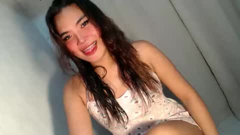 royaltymarcela6969 online show from February 15, 7:34 pm