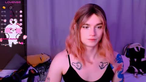  Alice  online show from March 28, 5:48 pm