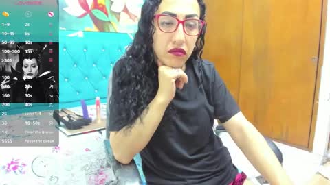 Snapshot of sabrina_dupont chatting on October 21, 12:40 pm SABRINA online show from October 21, 12:40 pm