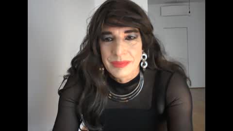 Sabrina online show from December 6, 9:05 am