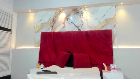 samantha_dessire online show from March 23, 4:23 pm