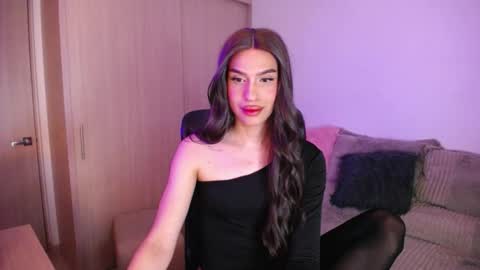 Samara Silex online show from October 22, 2:35 am