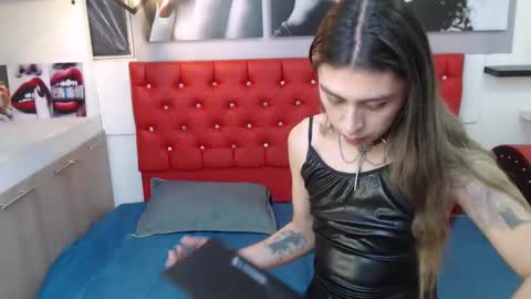 Sara Davina online show from January 17, 3:23 am
