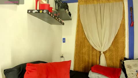  SARAHJEY     online show from March 22, 5:06 pm