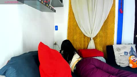  SARAHJEY     online show from March 24, 9:31 pm