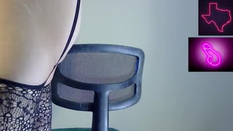 Cait or Caitlin online show from February 21, 8:39 am