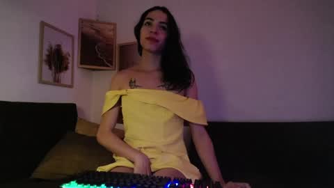 Scarlet online show from May 7, 2:07 am
